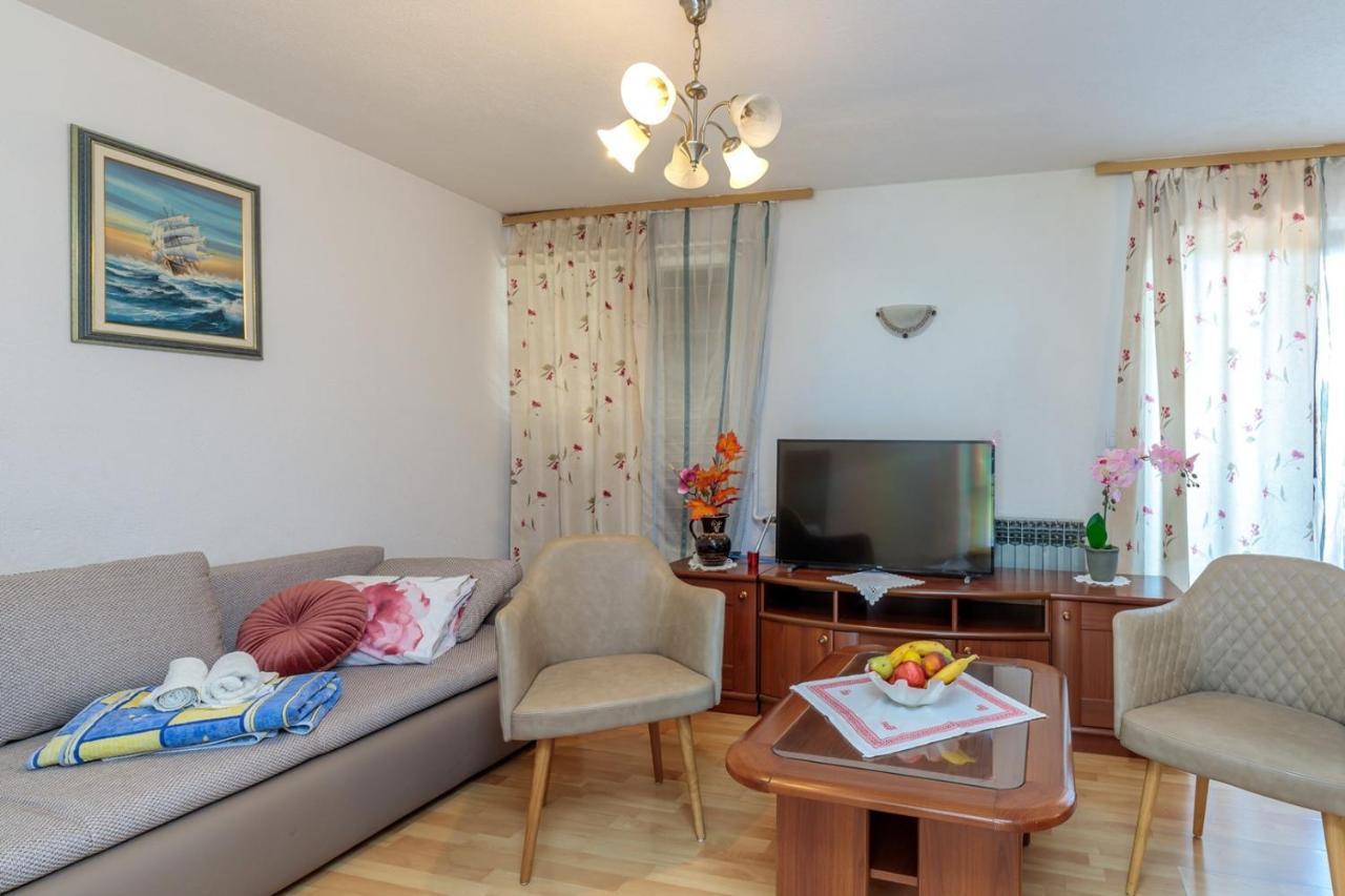Apartments Volte Rovigno מראה חיצוני תמונה