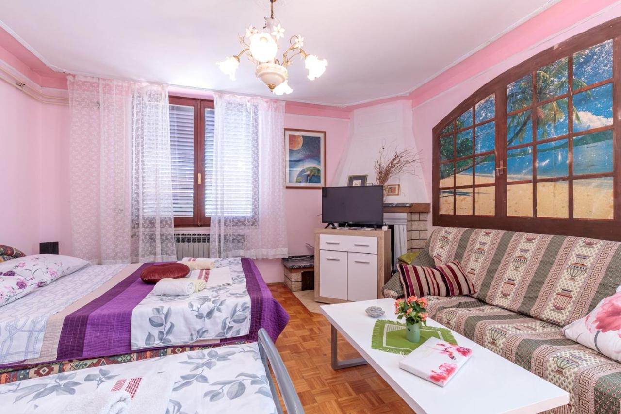 Apartments Volte Rovigno מראה חיצוני תמונה
