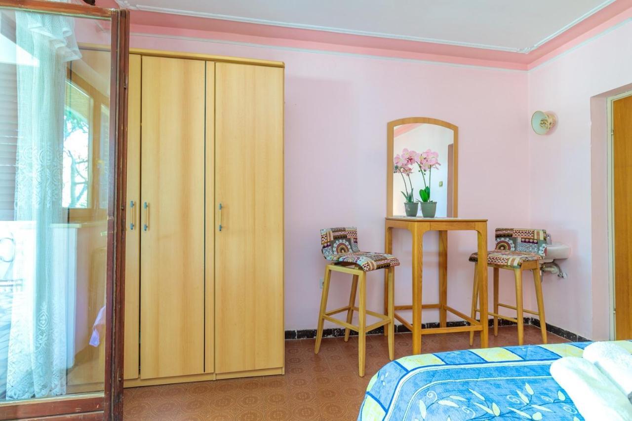 Apartments Volte Rovigno מראה חיצוני תמונה